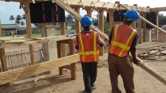 pouring concrete for upper ringbeam