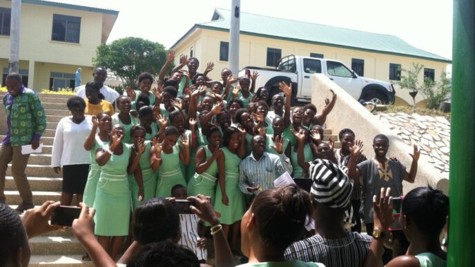 The mentees celebrating with the BF team and OLA trainers